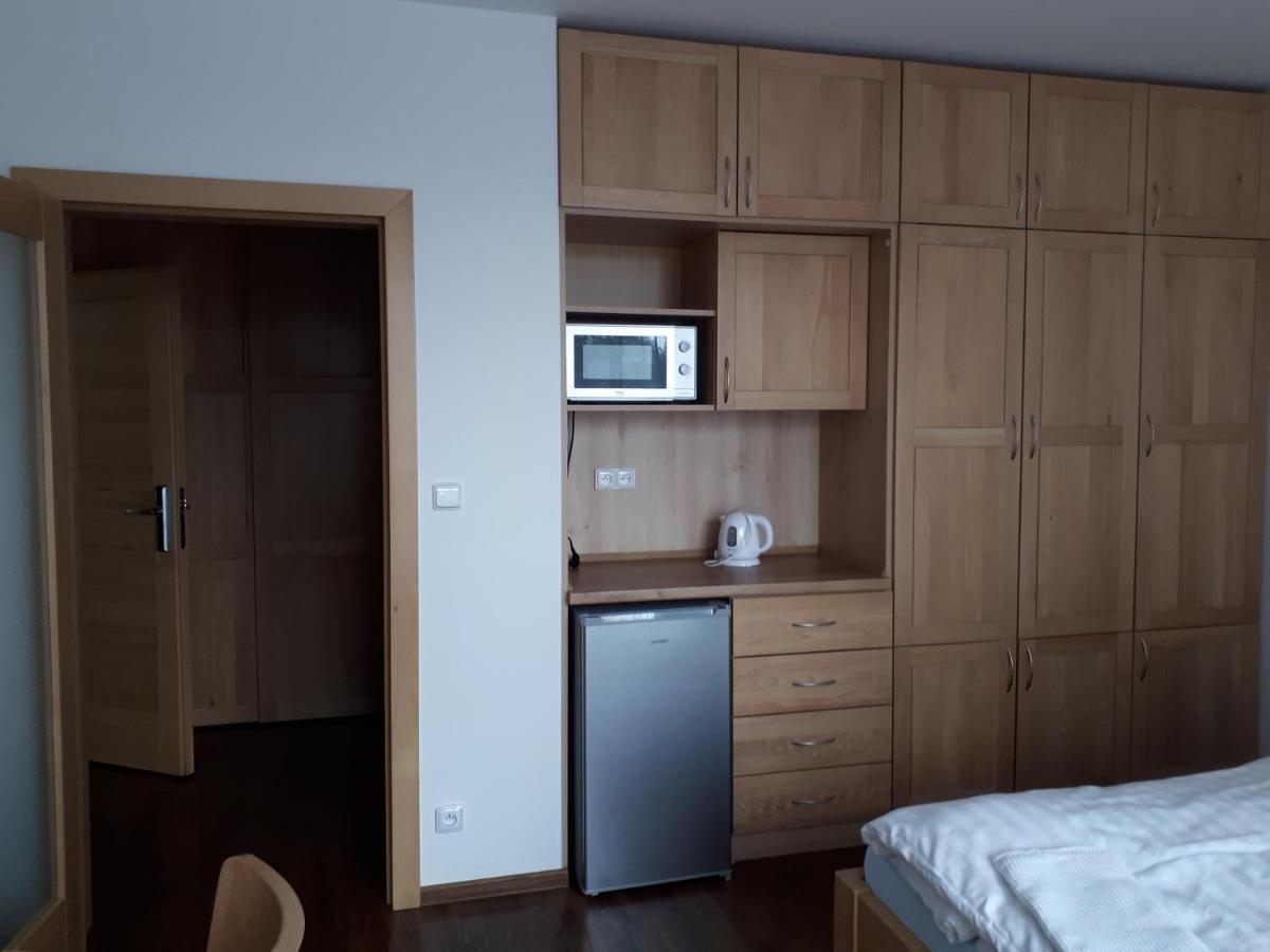 Hotel Depandance Blatov Praga Esterno foto